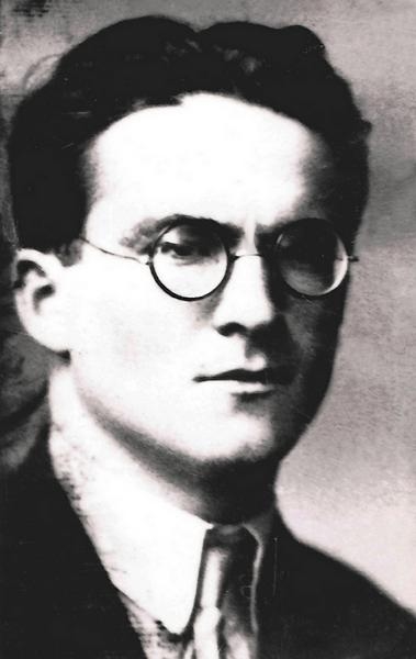Fichier:Mircea Eliade.jpg